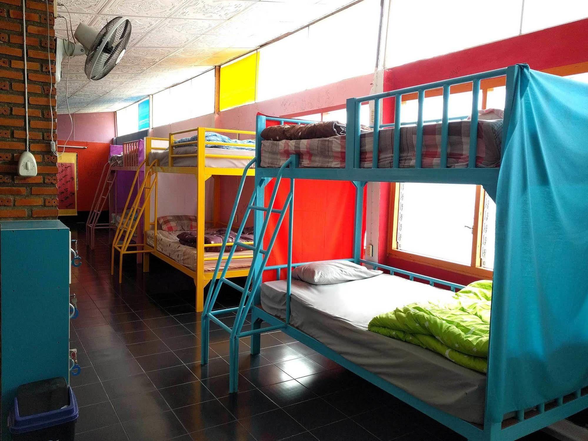 Funky Box Hostel Chiang Khong Exterior foto
